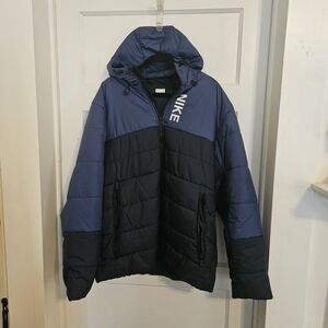 Nike Men's Blue and Black Hooded Puffer Jacket